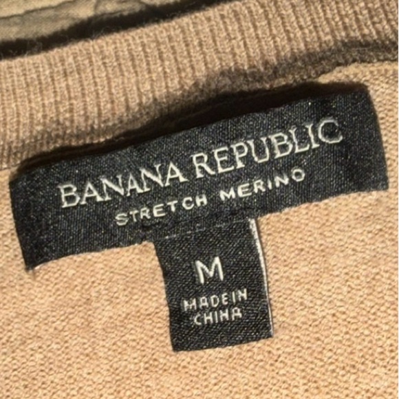 Banana Republic Camel Tan Merino Wool Lightweight Cardigan Sweater, Size M - Picture 6 of 6